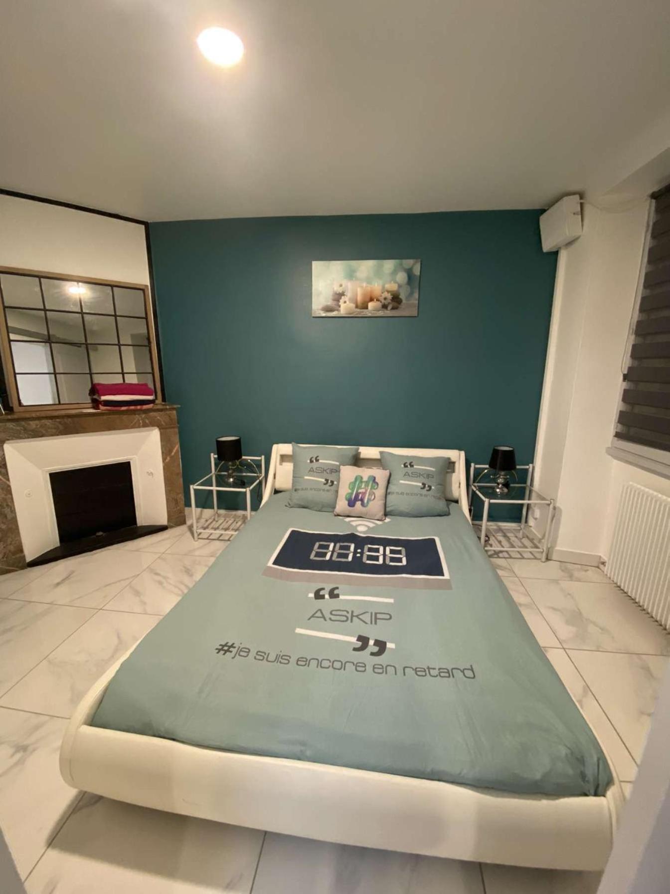 Charmant Appartement Design Blois Buitenkant foto